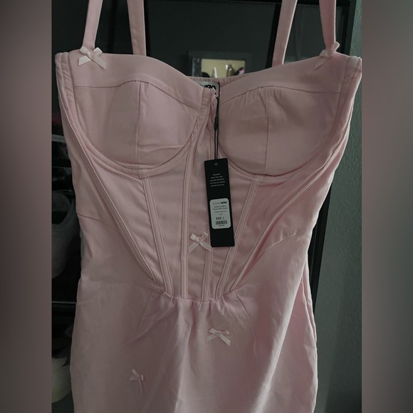 MOVING SALE!!$15!!Elegant Pink Corset Mini Dress - Picture 8 of 9